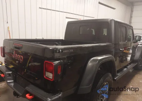 2023 Jeep Gladiator Mojave 4X4 z USA, uszkodzony, nr VIN 1C6JJTEG6PL543409